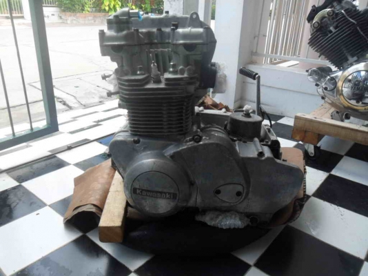 ขายโปรเจ็คkawazaki kz750 สองสูป