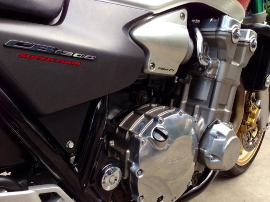 ต้ำพระราม2ขาย HONDA CB1300 ปี2005 หัวฉีดอินวอย สรรพสามิต สภาพนางฟ้า สีเดิมๆ ไมล์280 สเปคเมกา