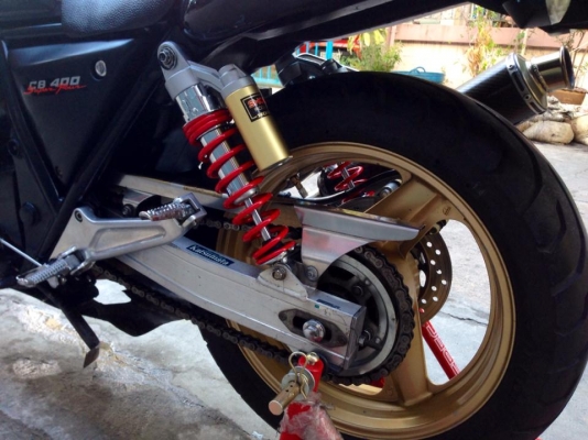 ต้ำพระราม2ขาย HONDA CB400 ปี94 สำเนาทะเบียน ตอง111กทม. ((ไม่มีเล่ม)) ของเเต่งมีท่อสูตร การ์ดหม้อน้ำแต่ง ล้อทองสวยๆ สีดำลายเทาสวย