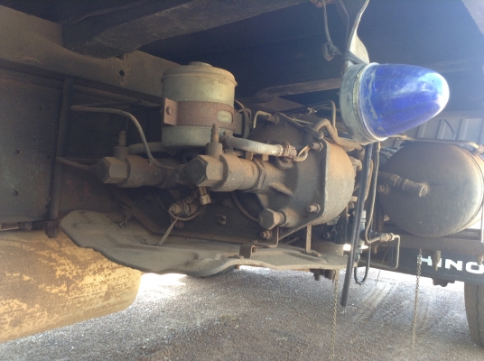 ขาย 10 ล้อ เพลาเดียว KT925 คัสซีสวยจัด วางหัว F18 เครื่อง HO7C 180 HP เกียร์ HO ช่วงล่างใหญ่ลูกหมากรัอย เบรคทิฟฟี่  เพาวเวอร์ ยางเต็ม ทะเบียนเต็มพร้อมโอนครับ