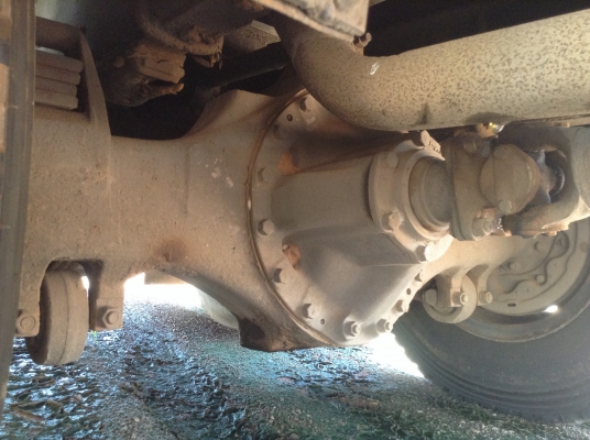 ขาย 10 ล้อ เพลาเดียว KT925 คัสซีสวยจัด วางหัว F18 เครื่อง HO7C 180 HP เกียร์ HO ช่วงล่างใหญ่ลูกหมากรัอย เบรคทิฟฟี่  เพาวเวอร์ ยางเต็ม ทะเบียนเต็มพร้อมโอนครับ