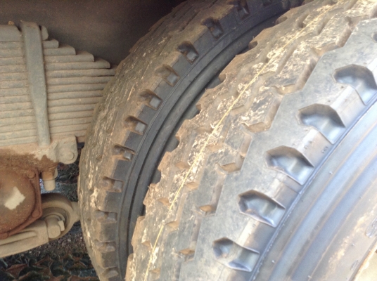 ขาย 10 ล้อ เพลาเดียว KT925 คัสซีสวยจัด วางหัว F18 เครื่อง HO7C 180 HP เกียร์ HO ช่วงล่างใหญ่ลูกหมากรัอย เบรคทิฟฟี่  เพาวเวอร์ ยางเต็ม ทะเบียนเต็มพร้อมโอนครับ