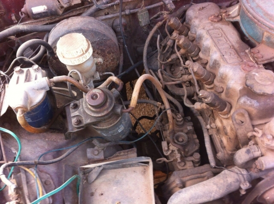 ISUZU KB2200 เครื่องดี คัสชีสวย เล่มทะเบียนขาด ปี 47 (เอาไปใช้แทนอีแต๋น)