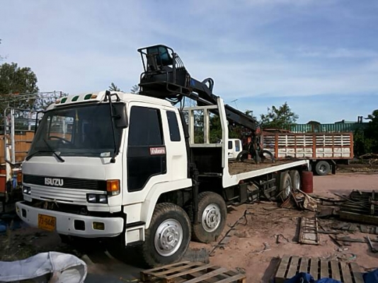 ขายด่วน รถบรรทุก 12 ล้อ ติดเฮี๊ยบ 6ตัน 1,200,000 บาท