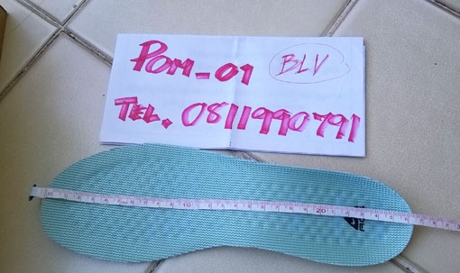 รองเท้า NIKE acg soaker size 7.5 UK 27CM 40BR 42EUR (ใหม่พร้อมกล่อง) รองเท้า NIKE acg soaker size 7.5 UK 27CM 40BR 42EUR (ใหม่พร้อมกล่อง)