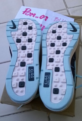 รองเท้า NIKE acg soaker size 7.5 UK 27CM 40BR 42EUR (ใหม่พร้อมกล่อง) รองเท้า NIKE acg soaker size 7.5 UK 27CM 40BR 42EUR (ใหม่พร้อมกล่อง)