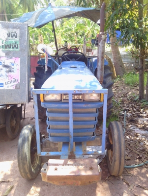 ขายรถไถ ISAKI 2810 ,3สูบ เพลาเดียว