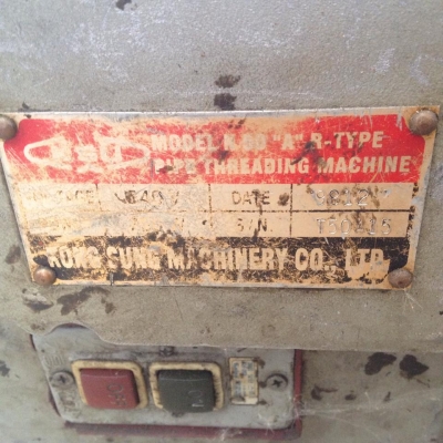 เครื่องทำเกลียว เก่าญี่ปุ่น ใช้ไฟ 220V. สภาพพร้อมใช้งาน เครื่องทำเกลียว เก่าญี่ปุ่น ใช้ไฟ 220V. สภาพพร้อมใช้งาน