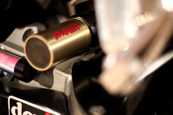 CBR600RR ปี04 ลายแข่งฮอนด้า รถสวย ท่อleovine ทะเบียนพร้อมโอน /รับเทิน