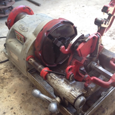 เครื่องทำเกลียว (เครื่องสต๊าปเกลียว) เก่าญี่ปุ่น สามารถใช้งานได้จริง สภาพพร้อมใช้งาน