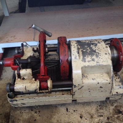 เครื่องทำเกลียว (เครื่องสต๊าปเกลียว) เก่าญี่ปุ่น  ขายตามสภาพสินค้า