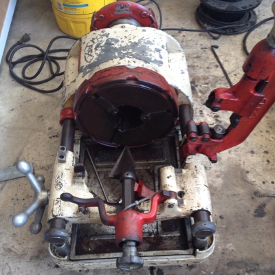 เครื่องทำเกลียว (เครื่องสต๊าปเกลียว) เก่าญี่ปุ่น  ขายตามสภาพสินค้า