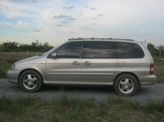 kia carnival  วางเครื่อง nissan VQ2500 แก๊สถังโดนัท