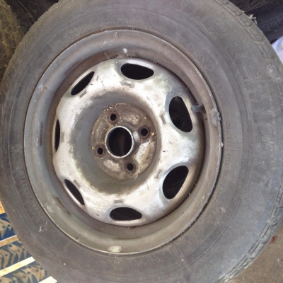 ล้อกะทะ + ยางเก่า มือ 2 ใช้ทำล้อรถเข็นของ , ล้อรถเทรลเลอร์ , ล้อรถสาลี่ มีทั้งขอบ 13 , 14 และ 15 นิ้ว