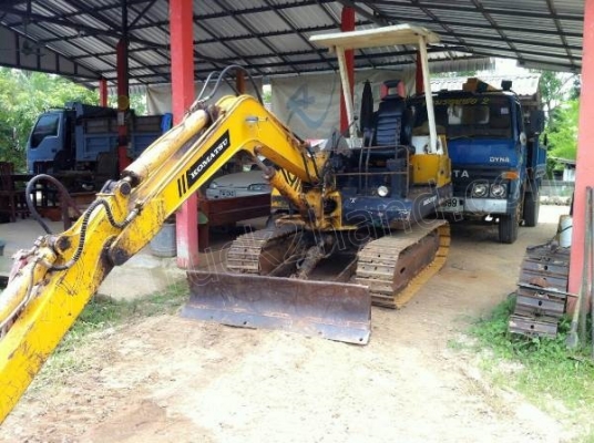 รถแบคโฮ KOMATSU PC 30-5
