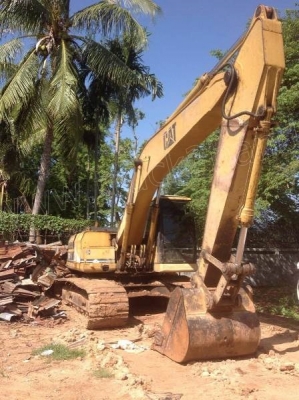 รถแบคโคร CAT 320 V.2 มีเล่ม ไม่มีไฟฟ้า