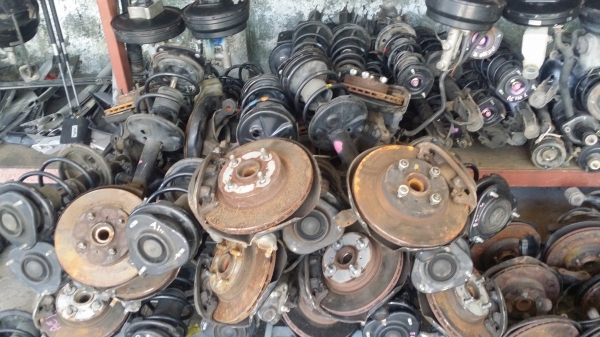 จำหน่ายโช้ค ae100 111 112 101หน้า หลัง โช้คแกนใหญ่มีคับ จานใหญ่มีคับ