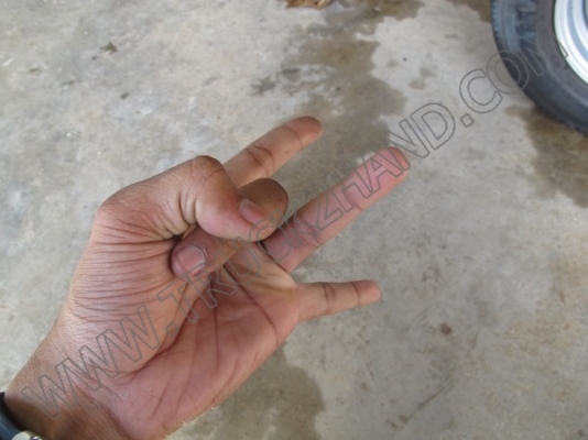 ขายยางและกะทะล้อรถมือสองหลายขนาด 19 รายการ