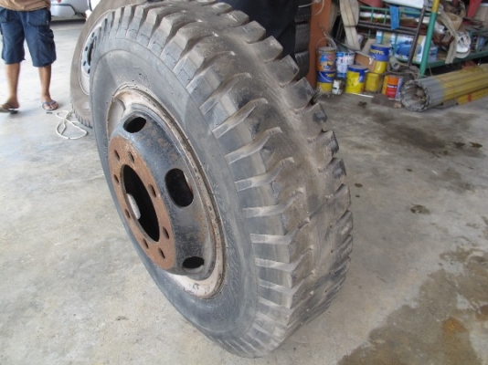 ขายยางและกะทะล้อรถมือสองหลายขนาด 19 รายการ