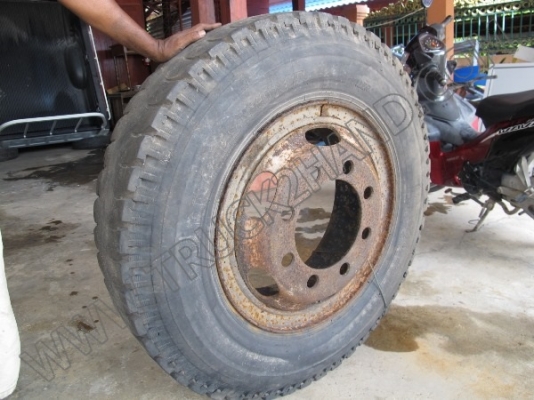 ขายยางและกะทะล้อรถมือสองหลายขนาด 19 รายการ