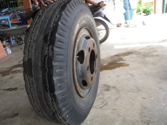 ขายยางและกะทะล้อรถมือสองหลายขนาด 19 รายการ