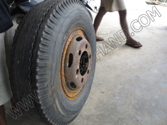 ขายยางและกะทะล้อรถมือสองหลายขนาด 19 รายการ