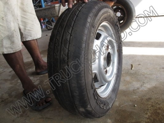 ขายยางและกะทะล้อรถมือสองหลายขนาด 19 รายการ