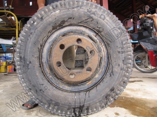 ขายยางและกะทะล้อรถมือสองหลายขนาด 19 รายการ