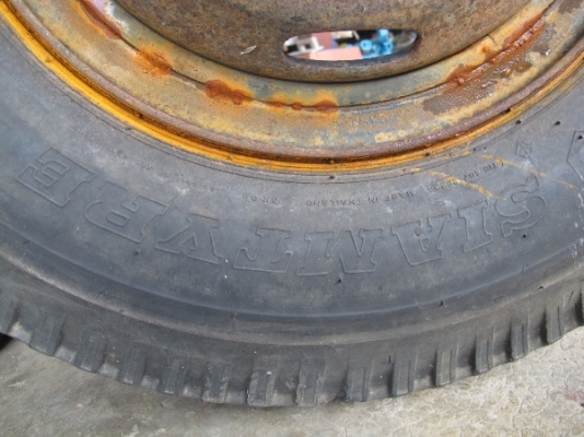 ขายยางและกะทะล้อรถมือสองหลายขนาด 19 รายการ