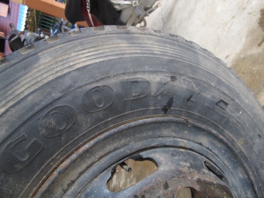 ขายยางและกะทะล้อรถมือสองหลายขนาด 19 รายการ