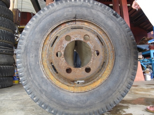 ขายยางและกะทะล้อรถมือสองหลายขนาด 19 รายการ