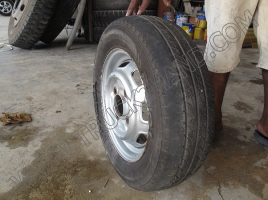 ขายยางและกะทะล้อรถมือสองหลายขนาด 19 รายการ
