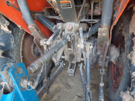 ขาย225000บาท รถไถคูโบต้า34แรงอุปกรดันหน้า-ผานหลัง พร้อมใช้