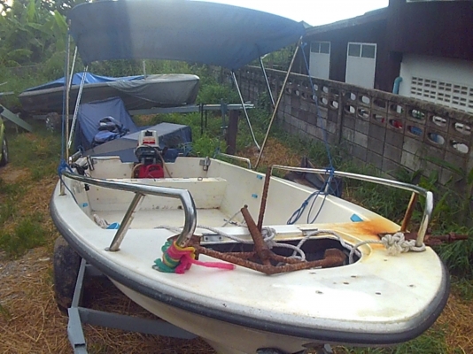 ขายเรือไฟเบอร์ 12.6 ฟุต พร้อมเครื่อง 5 แรง