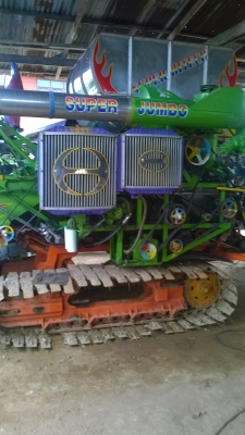 ต้องการขายรถเกี่ยวข้าวบางไทรการช่าง