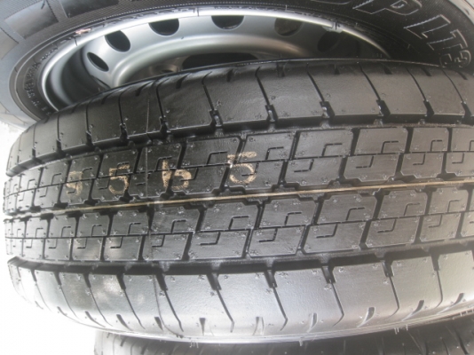 ขายกะทะล้อป้ายแดง Isuzu d-max ขอบ15 6รู139.7 +ยางผลิตสัปดาห์ที่ 51 ปี13 สนใจติดต่อเล็กคลองสามครับ 081-3747940