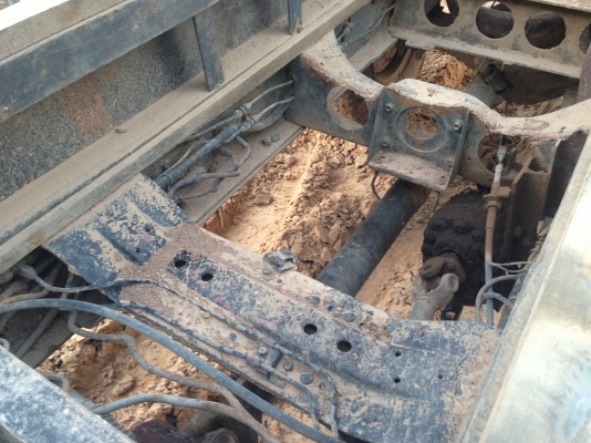 ขายรถอีซูซุ 6 ล้อดั๊มร๊อคกี้ 175 แรงม้า เบรคจิ๊ฟฟี๊  ราคา  645,000 บาท  กระบะดั๊ม ยาง 900-20 น๊อตล้อ 8 ตัว  เครื่องดี คัซซีสวย สภาพรถพร้อมใช้งาน  สนใจติดต่อ ชัยยาสตึก โทร 081-9972972 089-8451778