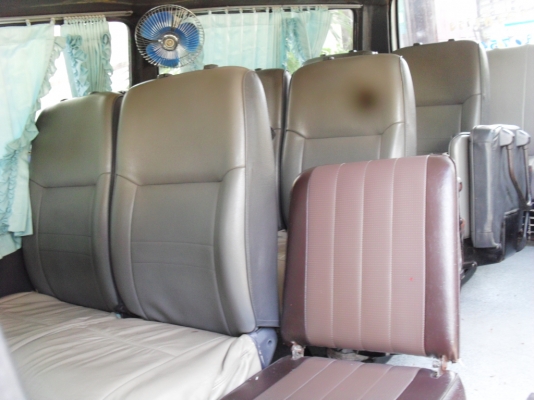 รถตู้มือ 2 สภาพดี ราคา 65000 บาท