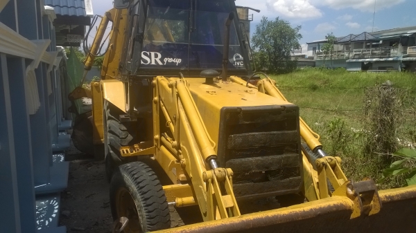 3รายขาย..1700000. 6ล้อดั้ม220แรง..รถโม่3คิว..และตักหน้าหลังขุด..(เหมาหรือแยก).