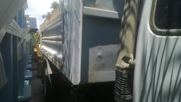 3รายขาย..1700000. 6ล้อดั้ม220แรง..รถโม่3คิว..และตักหน้าหลังขุด..(เหมาหรือแยก).