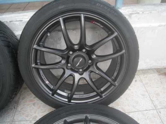 ขายล้อแม็กมือสอง lenso Project D spec-e 17"x7.5" 5รู114.3 et45 +ยางปี12,13  สนใจติดต่อเล็กคลองสามครับ 081-3747940