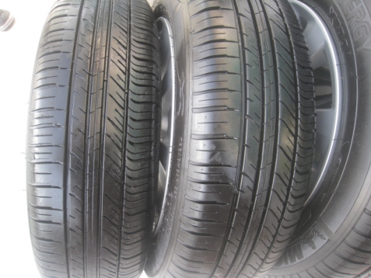 ขายล้อแม็ก Honda City 15"x5.5" et45 4รู100 + ยางปี12  สนใจติดต่อเล็กคลองสามครับ 081-3747940