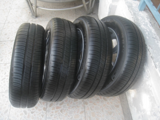 ขายล้อแม็กป้ายแดง Honda Amaze 14"x5" et50 4รู100 + ยางปี13 สนใจติดต่อเล็กคลองสามครับ 081-3747940