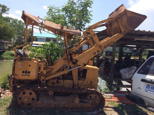 รถแทรคเตอร์ โคมัตสุ D21 S รถเก่าญี่ปุ่น สภาพเก่าเก็บ.