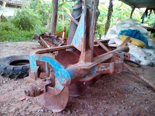 15000บาท ผาน5x26"CMT  รถไถฟอร์ด งดต่อรอง