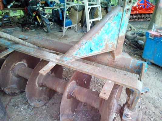 15000บาท ผาน5x26"CMT  รถไถฟอร์ด งดต่อรอง