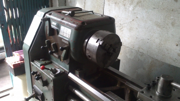 ขายเครื่องกลึงญี่ปุ่น4.5ฟุต