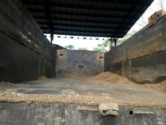 รถมิตซู 10 ล้อดั้ม FN527M - TC  เปลื่ยนเครื่อง 220 แรงม้า.  สนใจติดต่อ 081 - 6079515