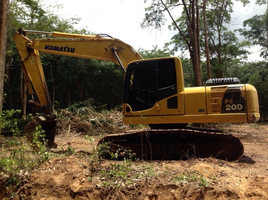 ขายด่วน KOMATSU PC200-8 ไมล์ 12,xxxชม.ค่ะ