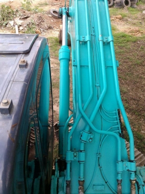 ขายรถแบ็คโฮ  KOBELCO SK200-8YN12 ไมล์ 11,xxx เอกสารเล่มทะเบียน